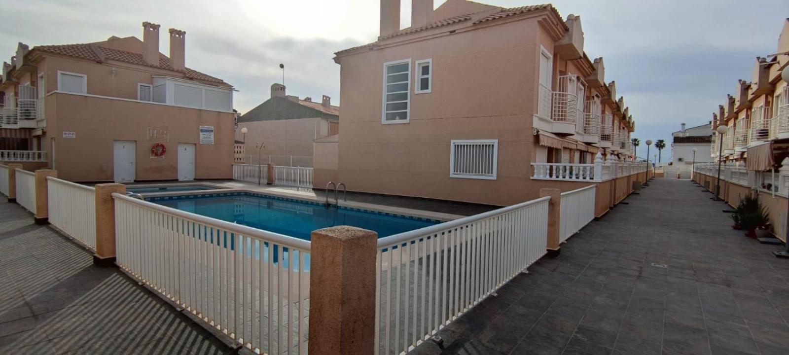 Vakantiehuis Adosado Con Piscina Al Lado De La Playa Santa Pola