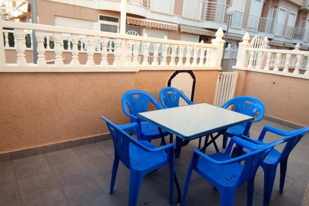 Adosado Con Piscina Al Lado De La Playa Santa Pola